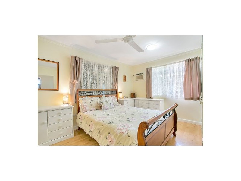 19 Woomera Street, Bayview Heights QLD 4868