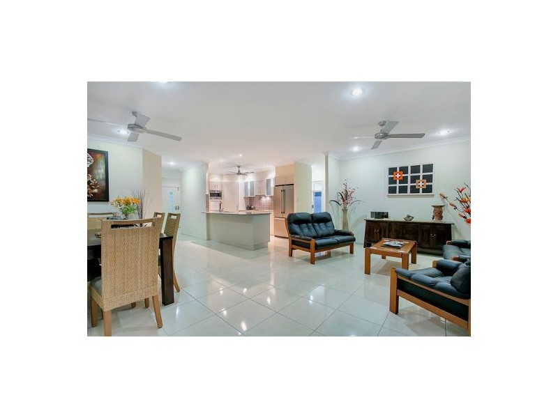 6 Saunders Court, Clifton Beach QLD 4879