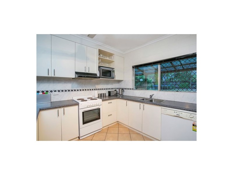 5 Manly Close, Kewarra Beach QLD 4879
