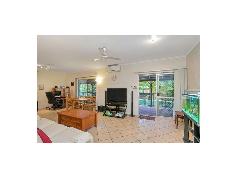 5 Manly Close, Kewarra Beach QLD 4879