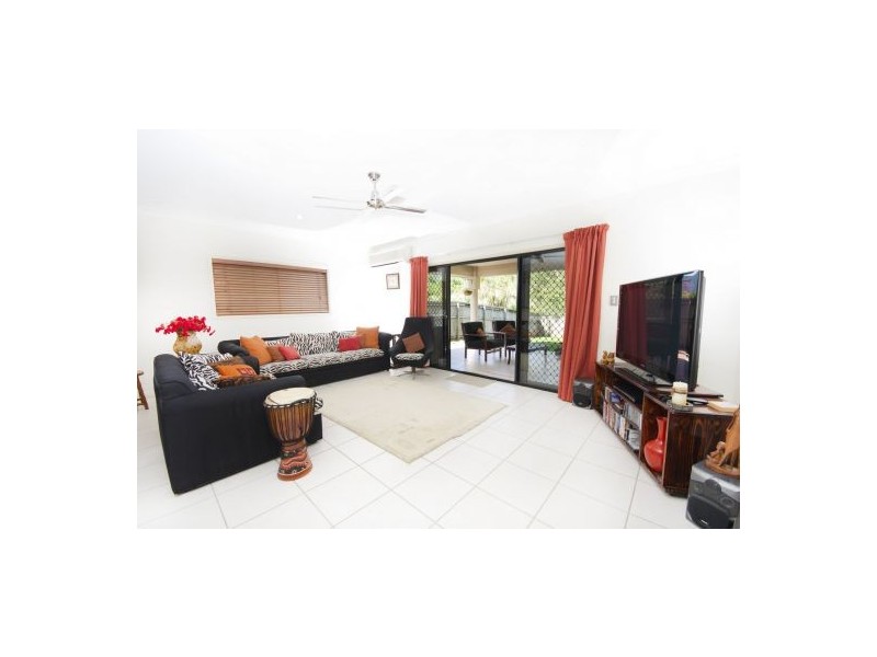 33 Goodsell Drive, Bentley Park QLD 4869