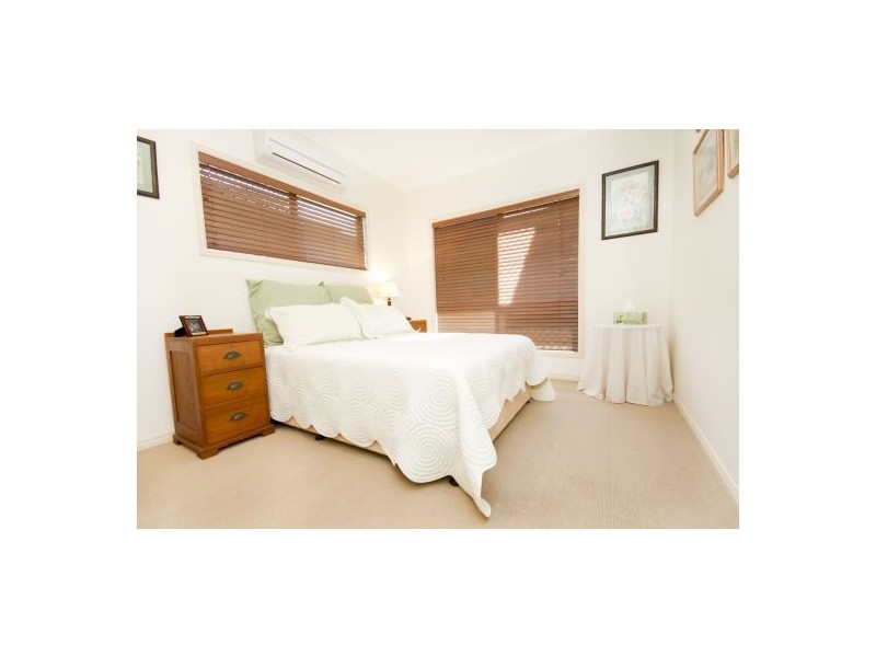 33 Goodsell Drive, Bentley Park QLD 4869