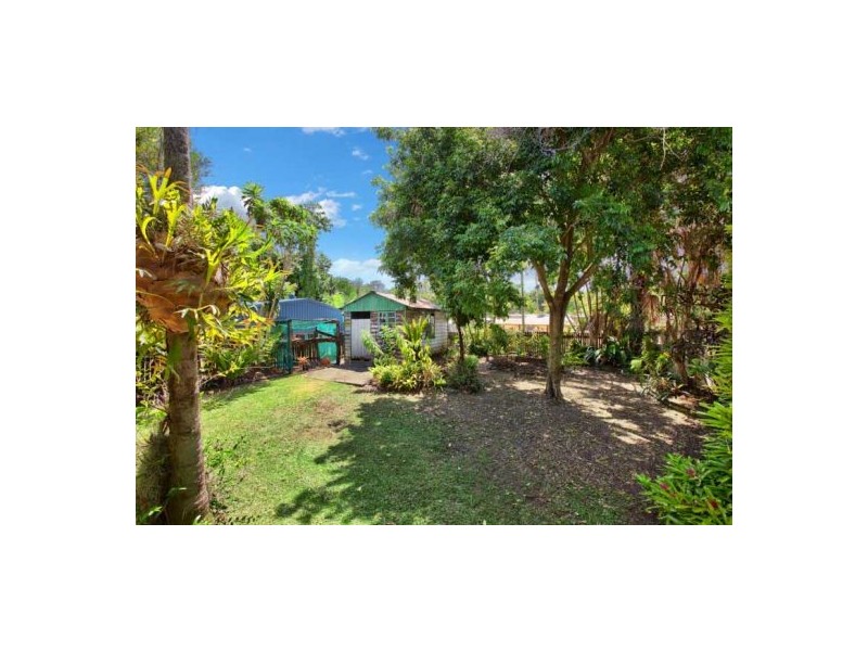 50 Christensen Street, Machans Beach QLD 4878