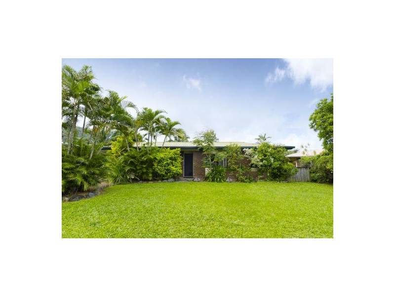 12 Iona Close, Edge Hill QLD 4870