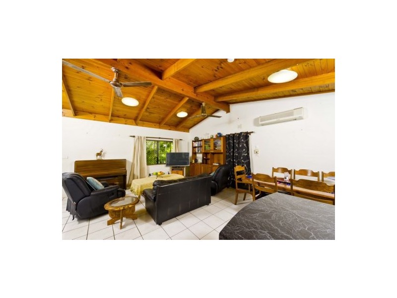 12 Iona Close, Edge Hill QLD 4870