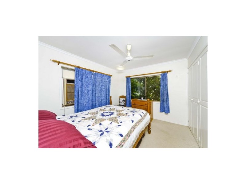 12 Iona Close, Edge Hill QLD 4870