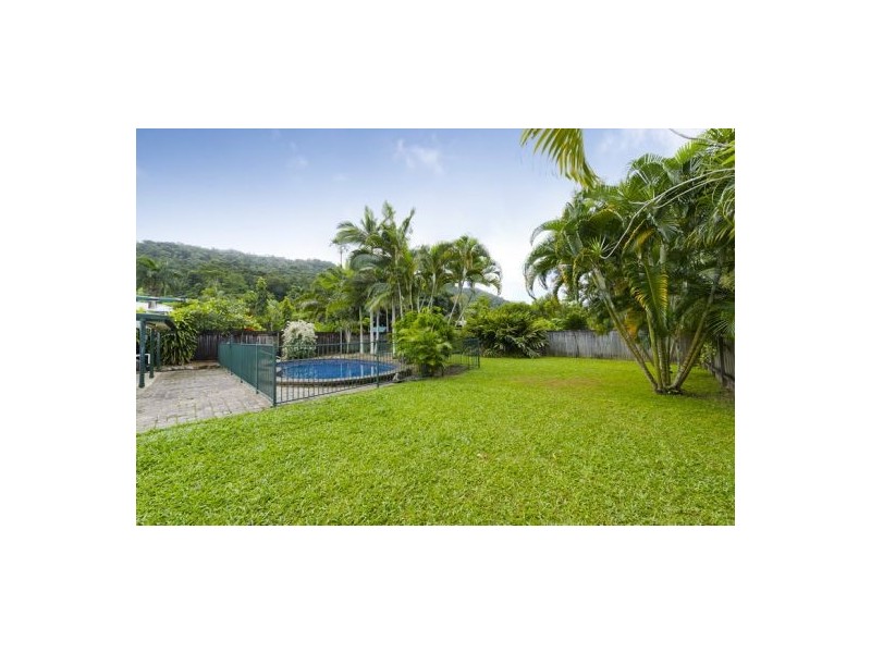 12 Iona Close, Edge Hill QLD 4870