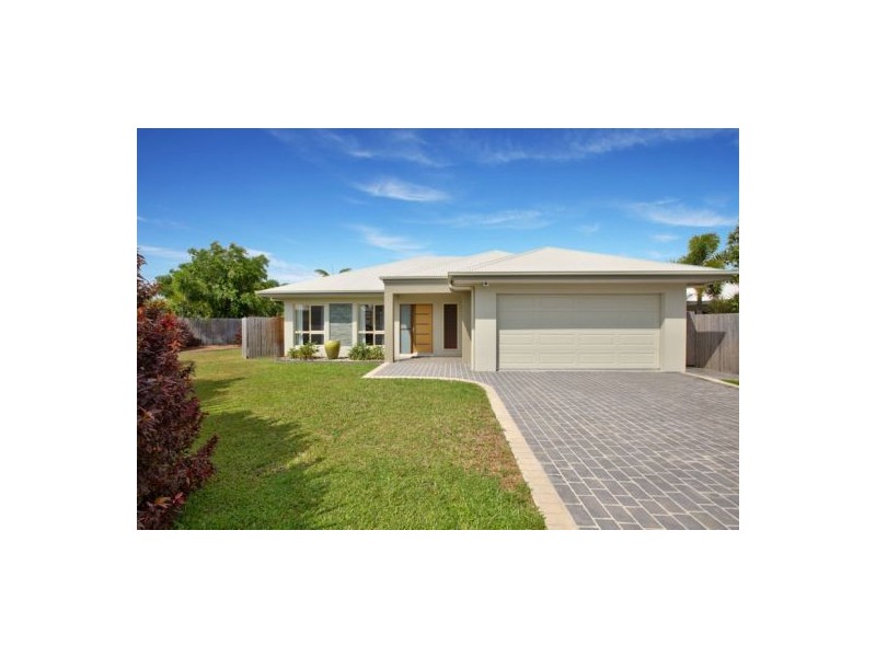 35 Selwyn Circuit, Trinity Park QLD 4879