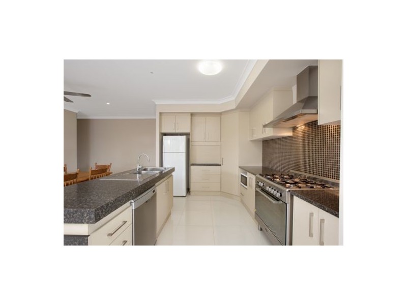 35 Selwyn Circuit, Trinity Park QLD 4879