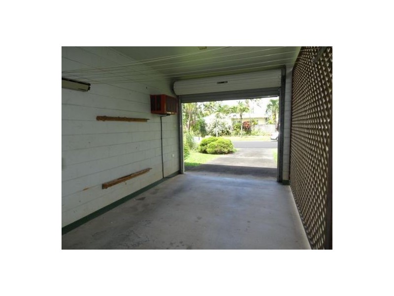 14 Kangaroo Street, Bentley Park QLD 4869