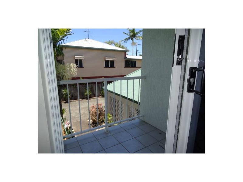 3/60 Charles Street, Parramatta Park QLD 4870