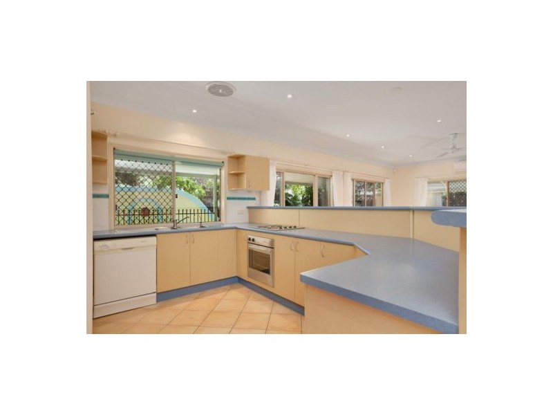 10 Staten Close, Mount Sheridan QLD 4868