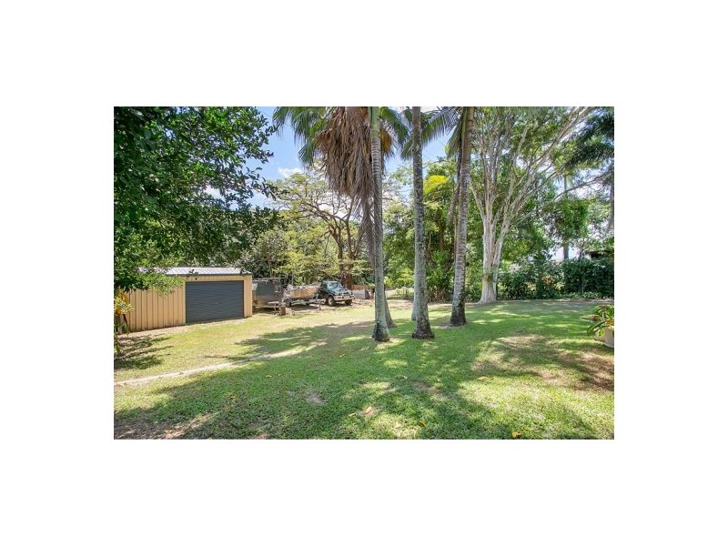 8 Pearl Cl, Bayview Heights QLD 4868