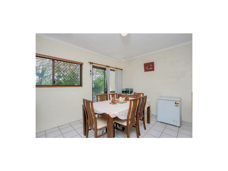 8 Pearl Cl, Bayview Heights QLD 4868