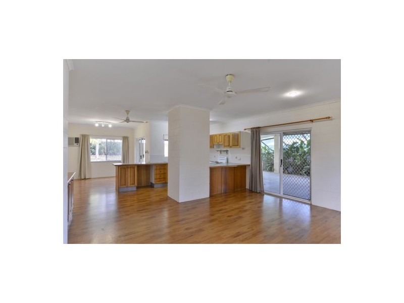 60 Barnard Drive, Mount Sheridan QLD 4868