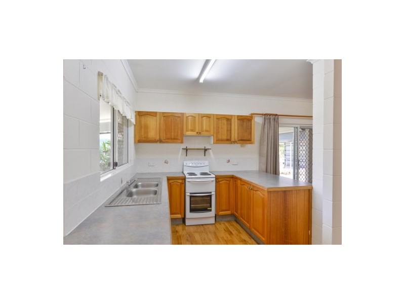 60 Barnard Drive, Mount Sheridan QLD 4868