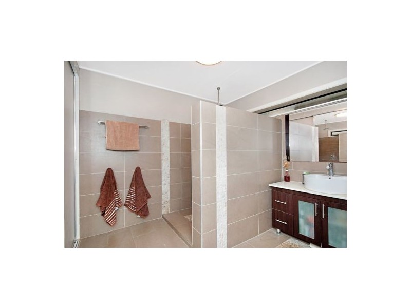 13 Woomera Street, Bayview Heights QLD 4868