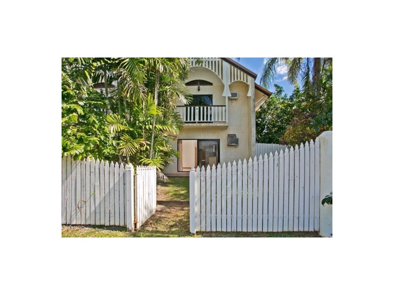 9/9-11 Margaret Street, Redlynch QLD 4870