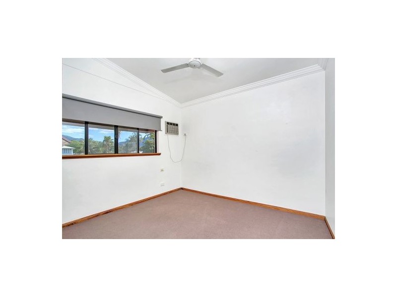 9/9-11 Margaret Street, Redlynch QLD 4870