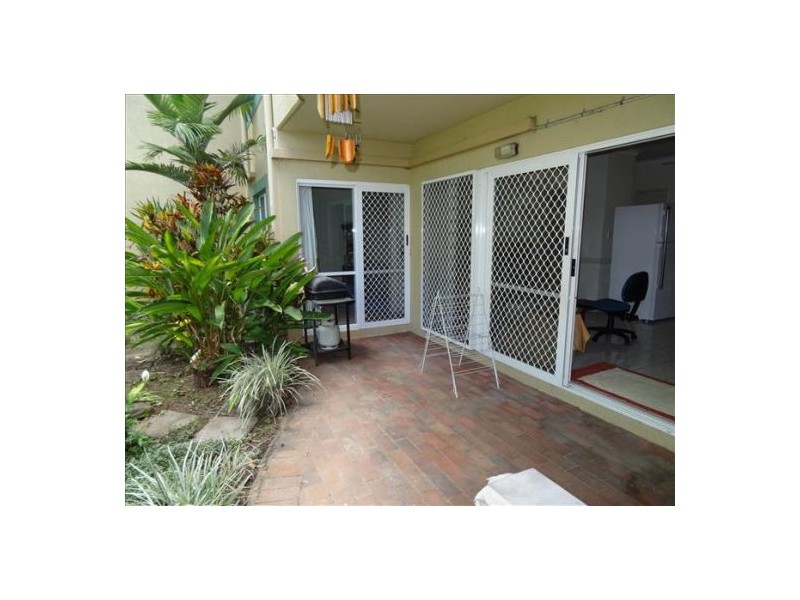 2/7 Cavanagh Street, Woree QLD 4868