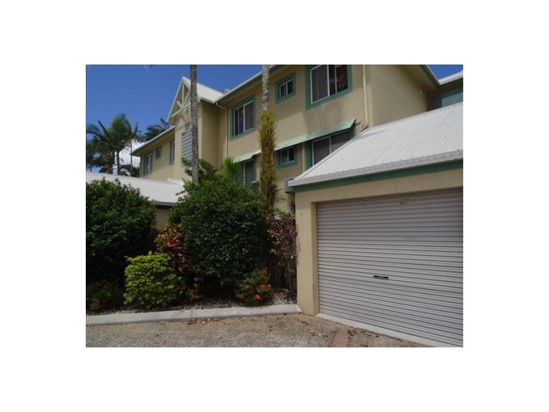 2/7 Cavanagh Street, Woree QLD 4868