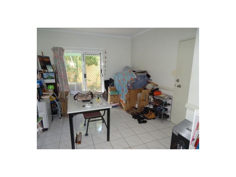 2/7 Cavanagh Street, Woree QLD 4868