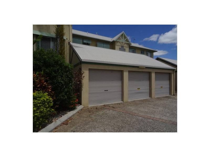 2/7 Cavanagh Street, Woree QLD 4868