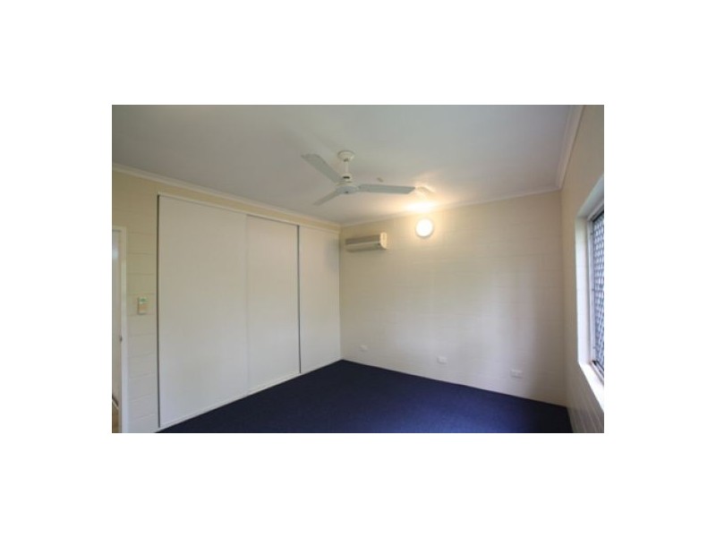 15 Hay Street, Mount Sheridan QLD 4868