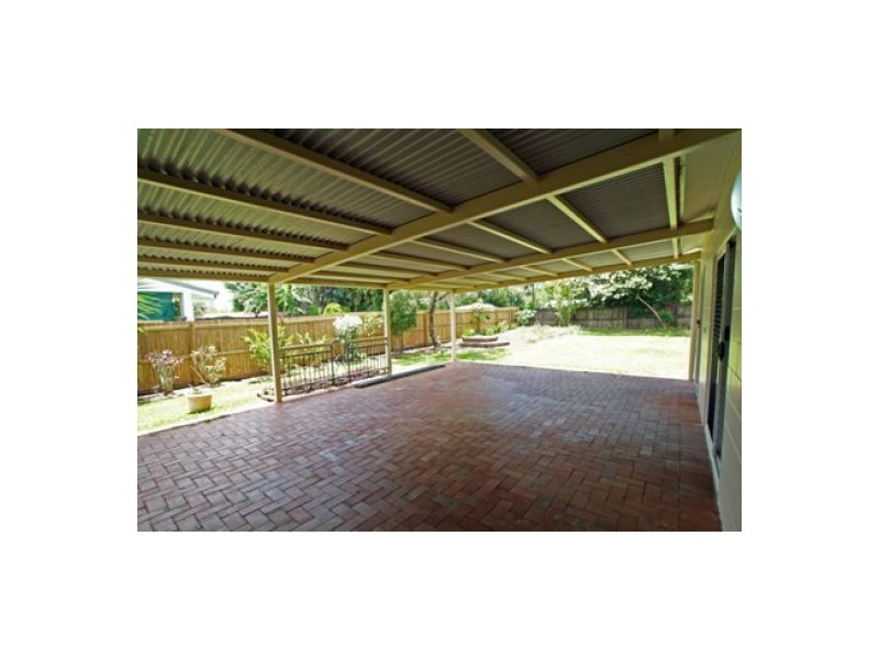 15 Hay Street, Mount Sheridan QLD 4868