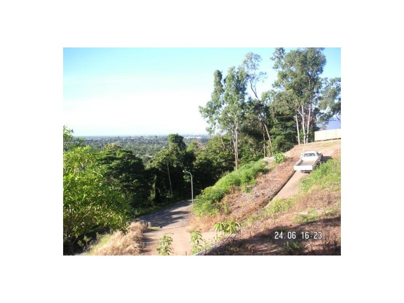 1 Gayundah Close, Earlville QLD 4870