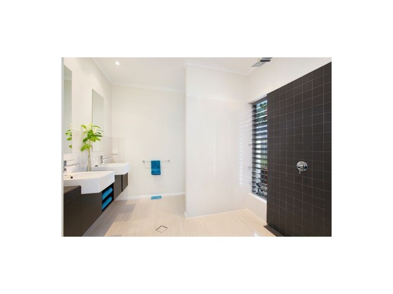 26 Kitava Street, Trinity Beach QLD 4879
