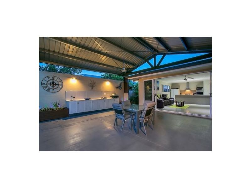 17 Mallory Close, Edmonton QLD 4869