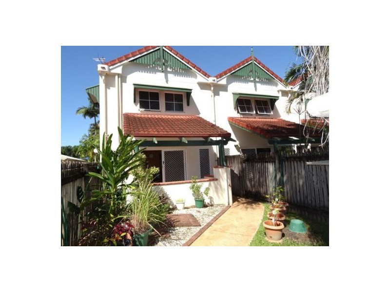 1/5 Herries Street, Earlville QLD 4870