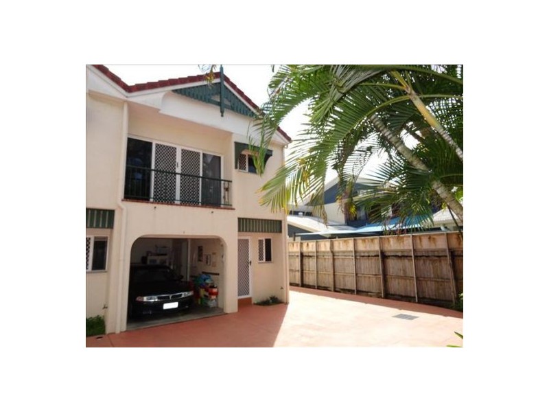 1/5 Herries Street, Earlville QLD 4870