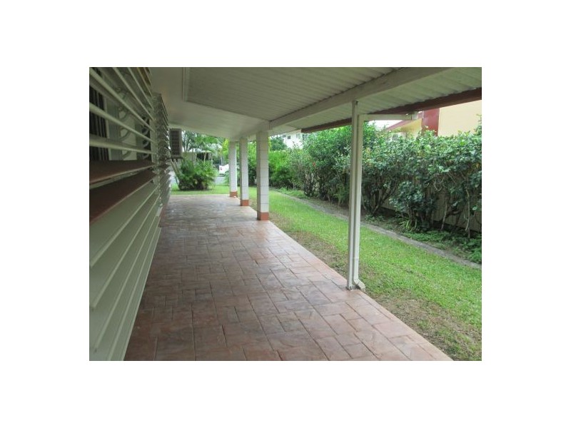 7 Melaleuca Street, Manunda QLD 4870