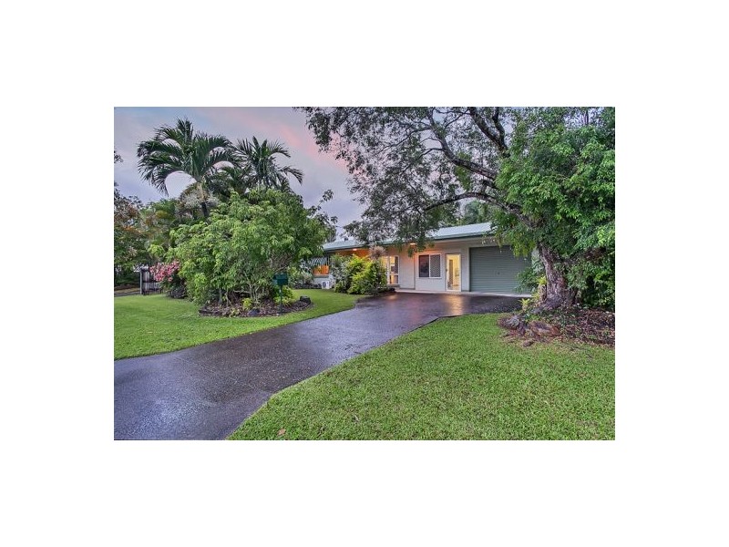 5 Mangano Close, Brinsmead QLD 4870