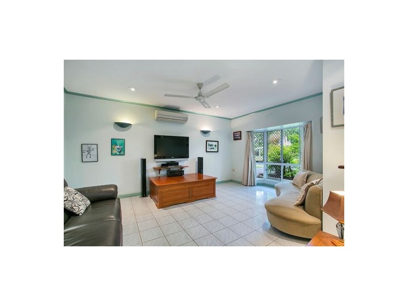 5 Mangano Close, Brinsmead QLD 4870