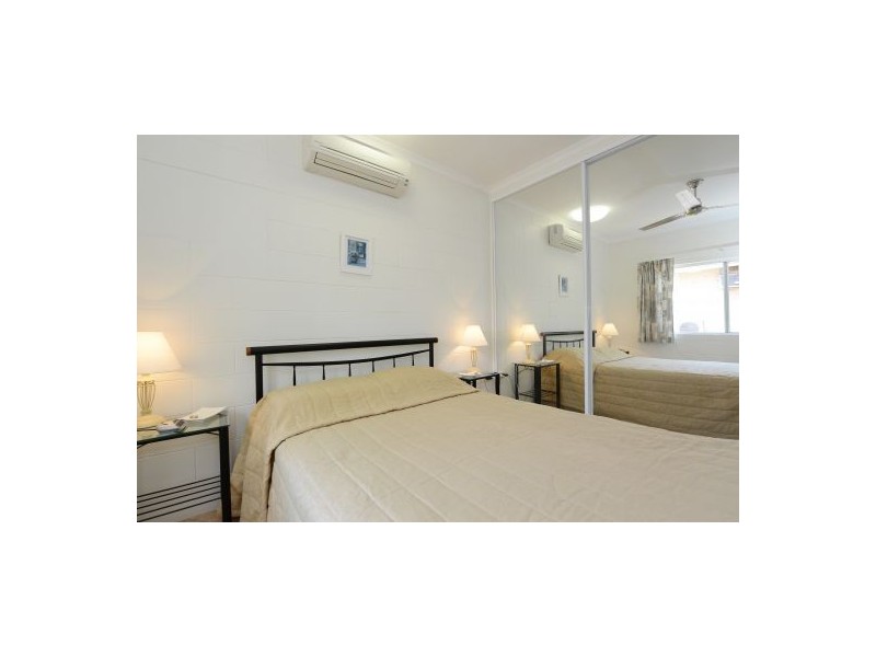 8/20 Springfield Crescent, Manoora QLD 4870