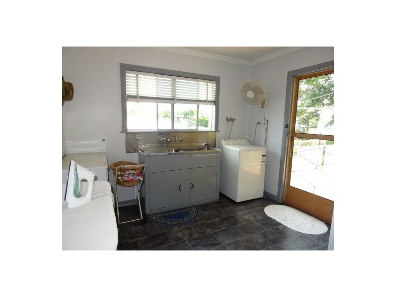 59 Creedy Street, Westcourt QLD 4870