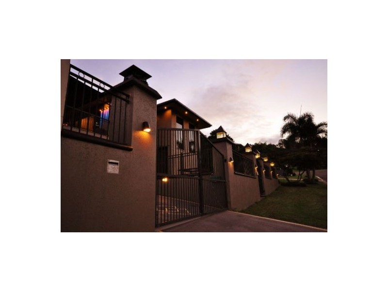 17 Barcoo Close, Bentley Park QLD 4869