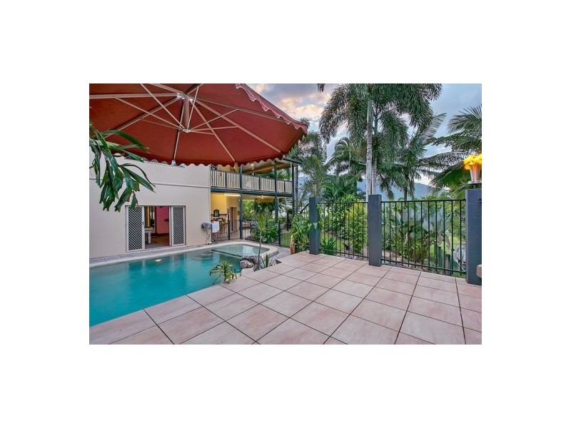 8 Mcguane Close, Brinsmead QLD 4870