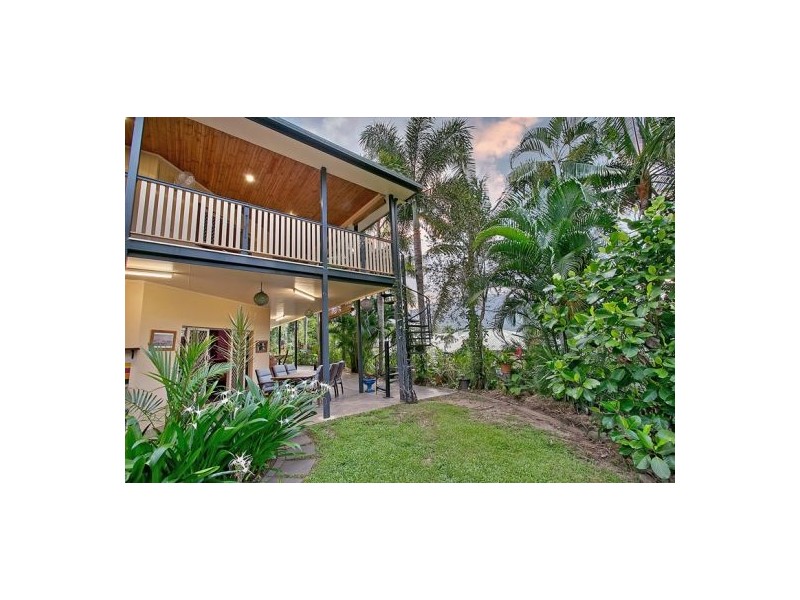 8 Mcguane Close, Brinsmead QLD 4870