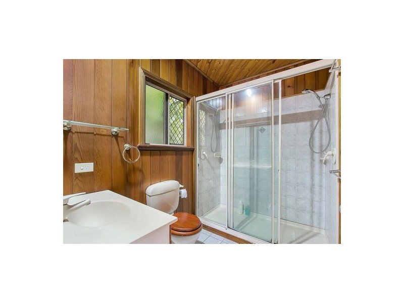 8 Mcguane Close, Brinsmead QLD 4870