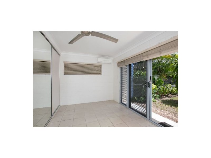 4/14-16 Curtin Street, Westcourt QLD 4870