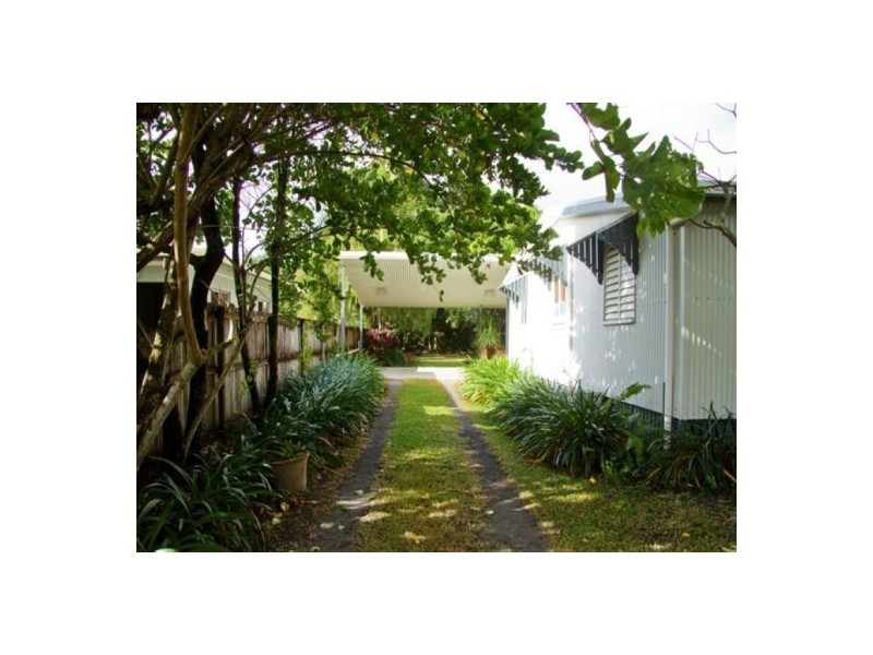17 Thomas Street, Gordonvale QLD 4865