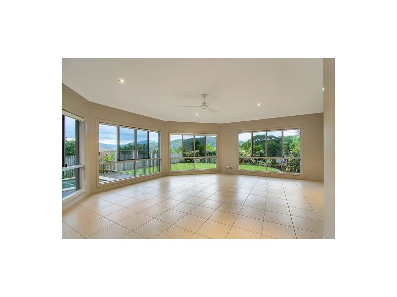 5 Chapel Close, Brinsmead QLD 4870