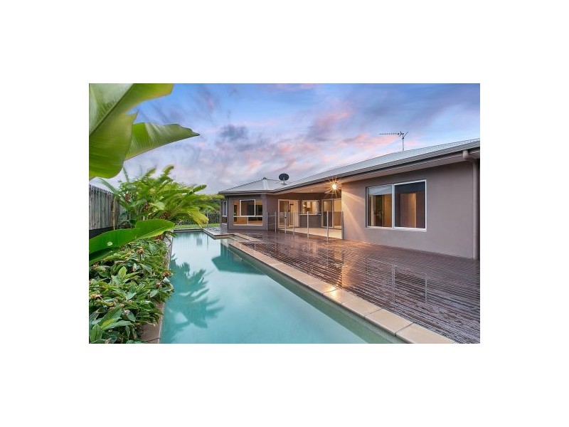 5 Chapel Close, Brinsmead QLD 4870