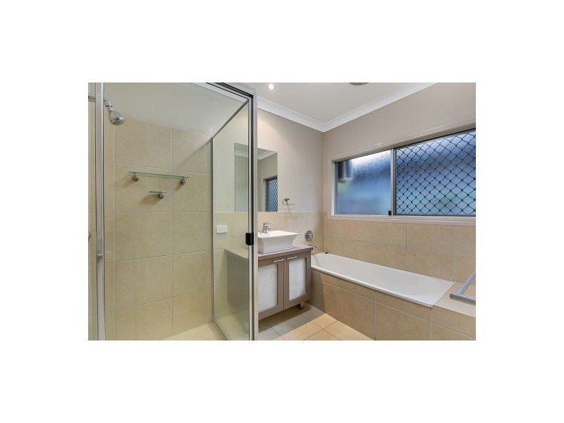 5 Chapel Close, Brinsmead QLD 4870