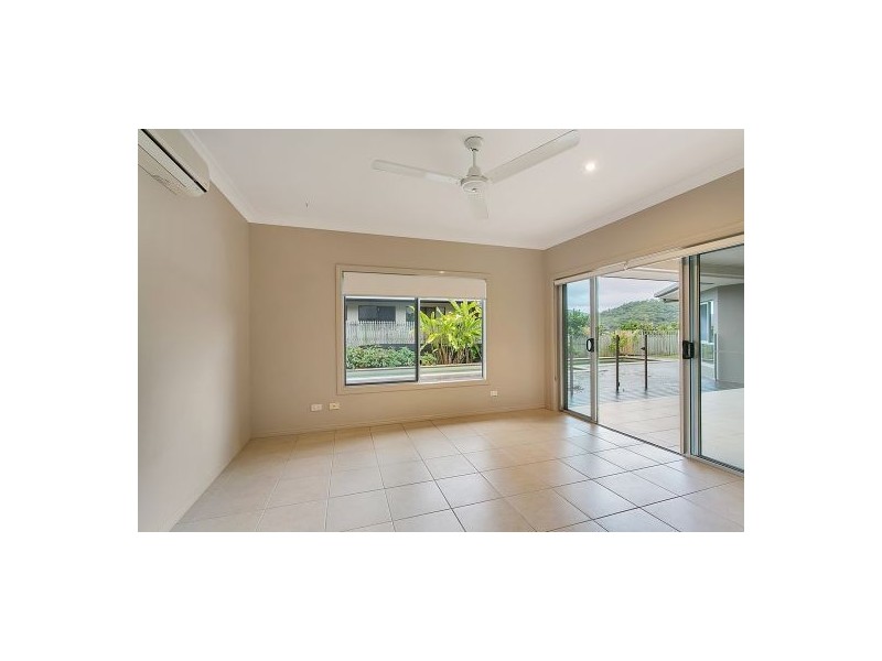 5 Chapel Close, Brinsmead QLD 4870