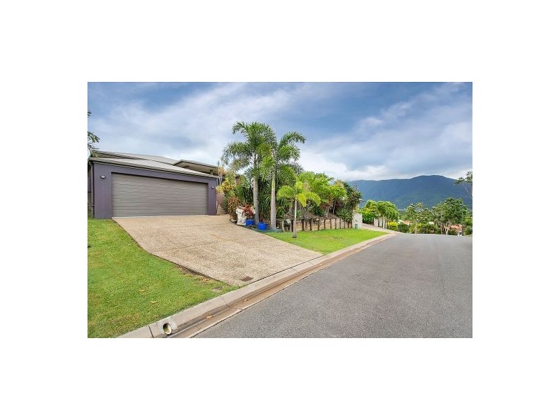 5 Chapel Close, Brinsmead QLD 4870